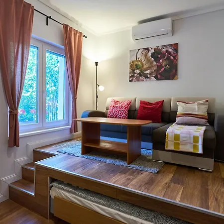 Giselle Apartament *